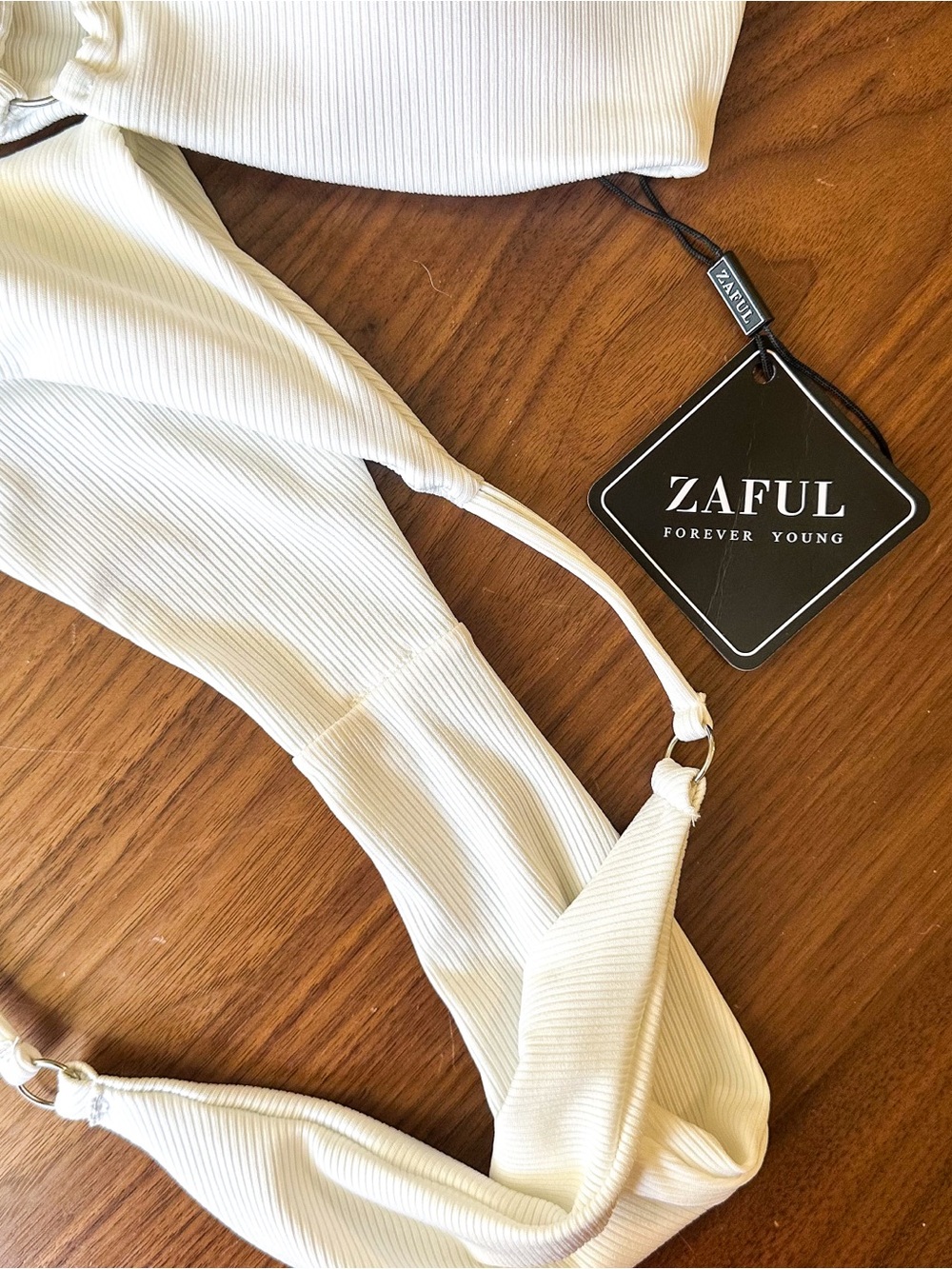 🏝️White Ribbed Bikini - Picture 5 of 6
